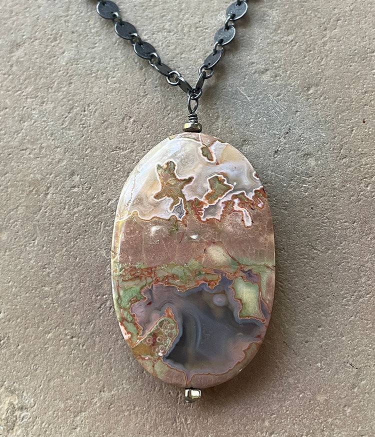 Smile in Wonder Necklace
