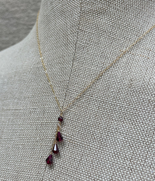 Swing and Sway Garnet Necklace