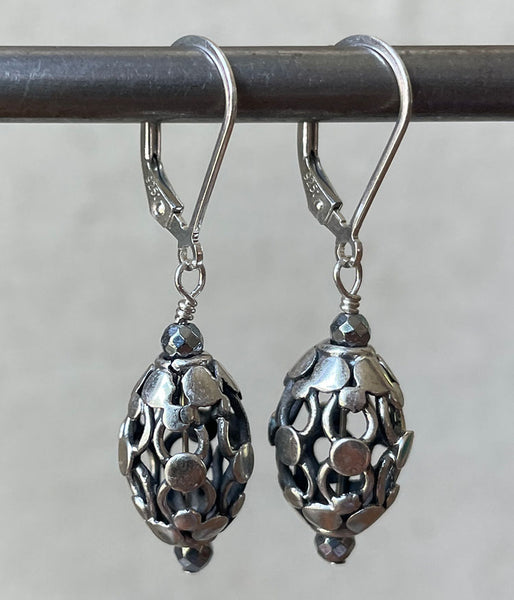 vg-stl-177 Modern Oval Sterling Earrings