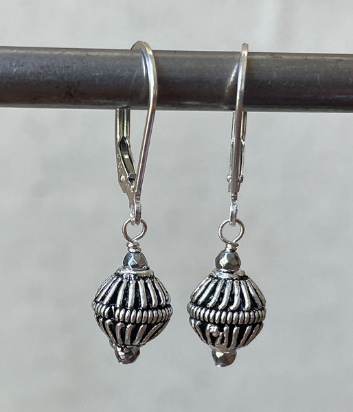 vc-stl-178 Textured Fluted Sterling Earrings