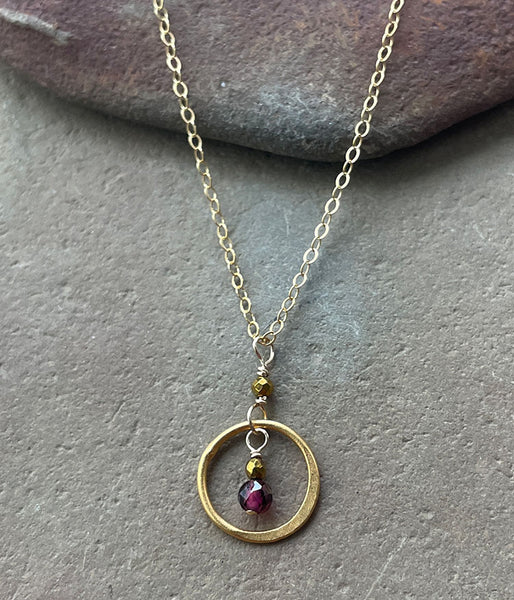 ref-40-16 Garnet Circle Necklace