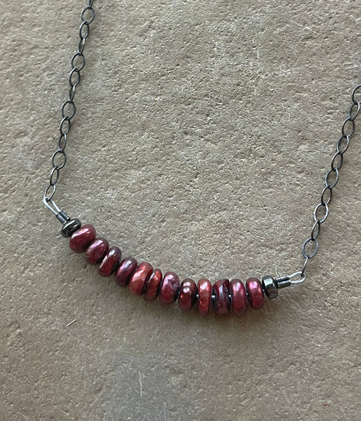 ref-52 Garnet Pearl Bar Necklace