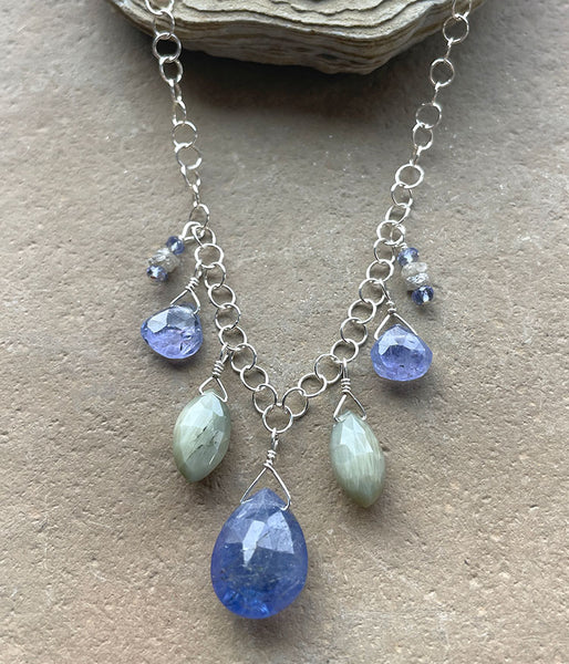 laby-17 Twilight Fringe Necklace