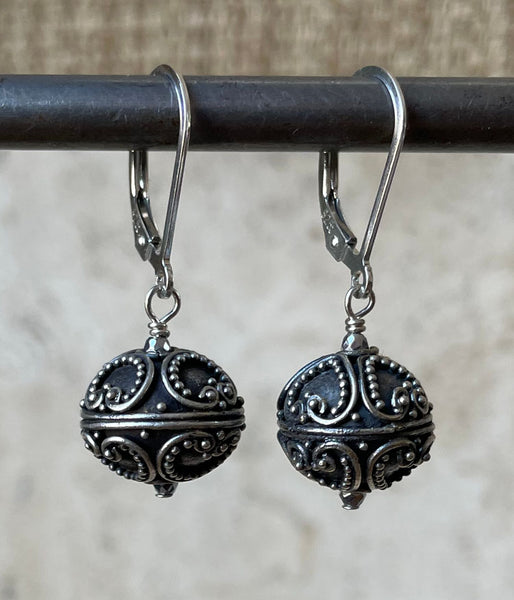 vg-stl-82 Granulated Sterling Earrings