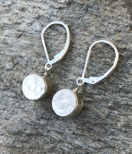 ve-stl-127 Fine Silver Hammered Earrings