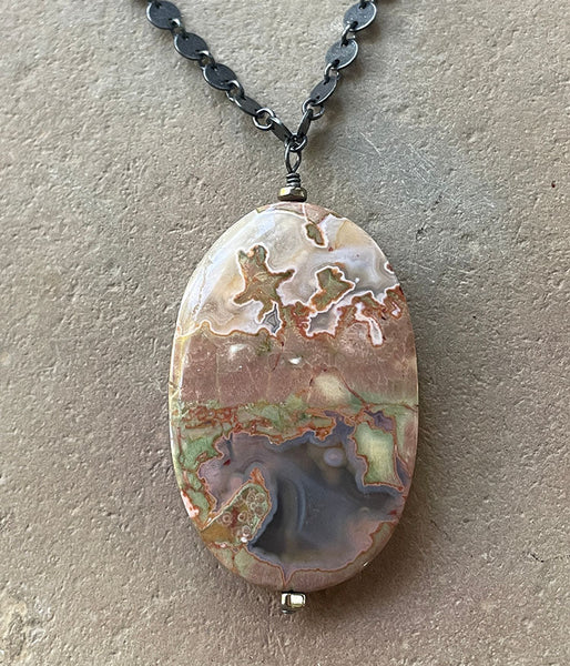Smile in Wonder Necklace