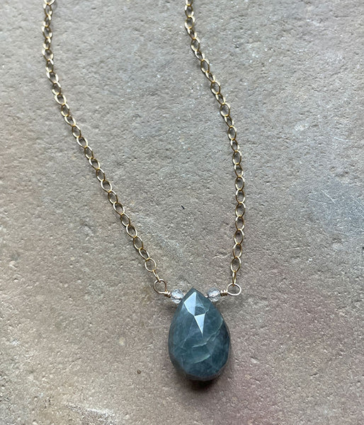 Grey Cats Eye Solitaire