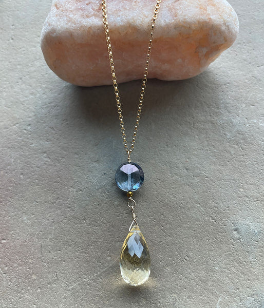 Swaying Labyrinth Necklace