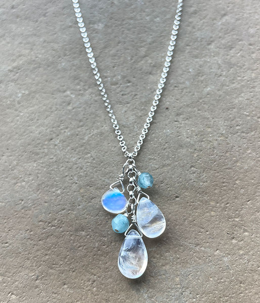 Iridescent Cluster Necklace
