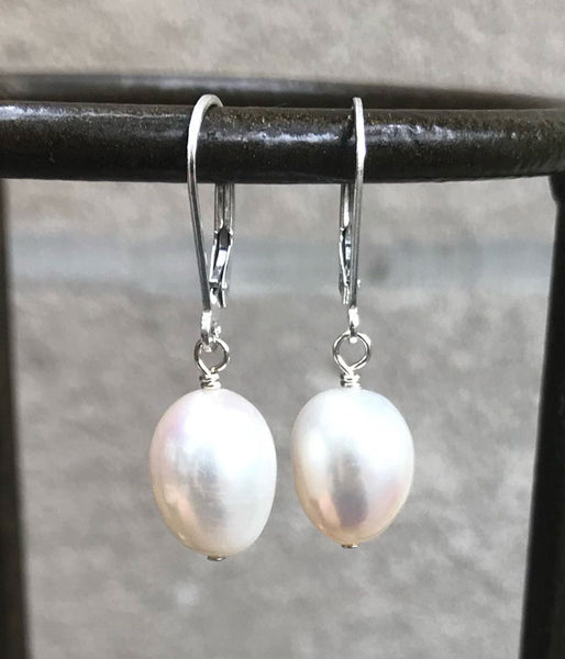 Classic Egg-Shaped Pearl Earrings
